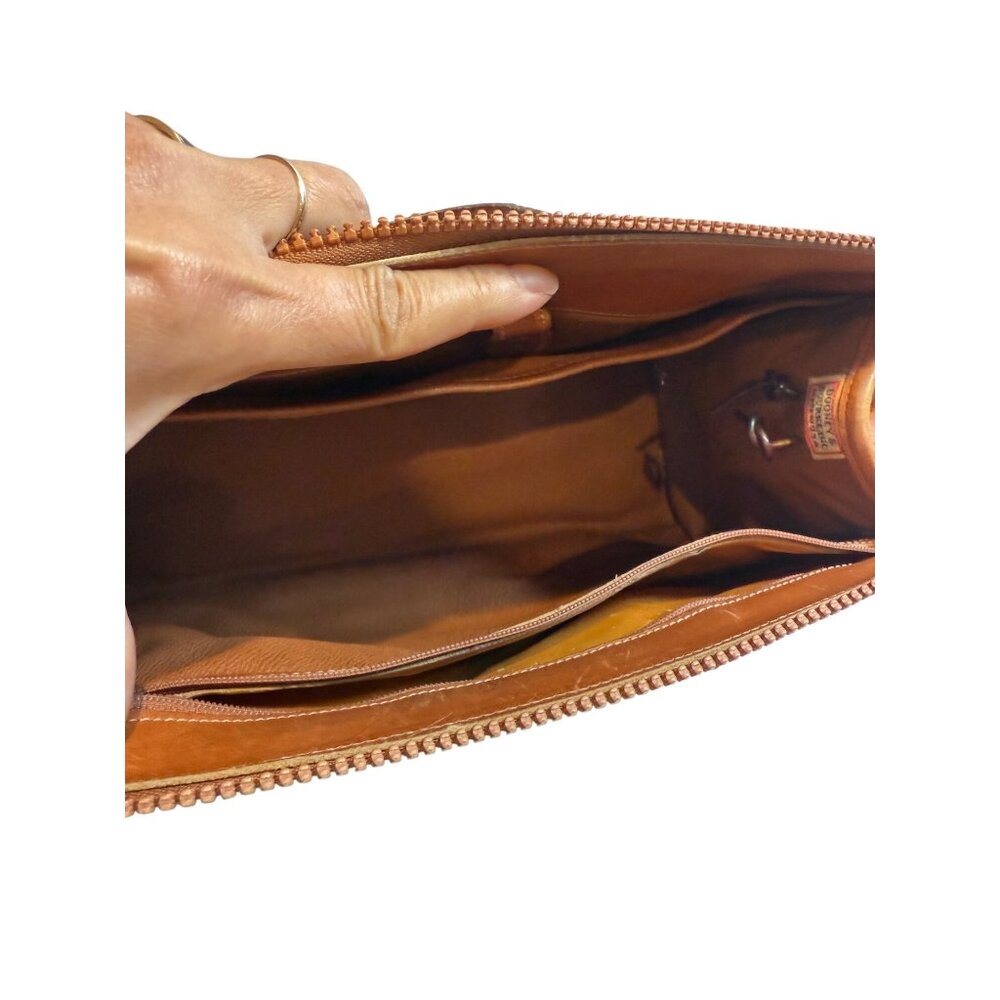 Vintage Dooney & Bourke Two Tone Taupe Saddle Pebbled Leather Satchel Bag - Picture 8 of 14